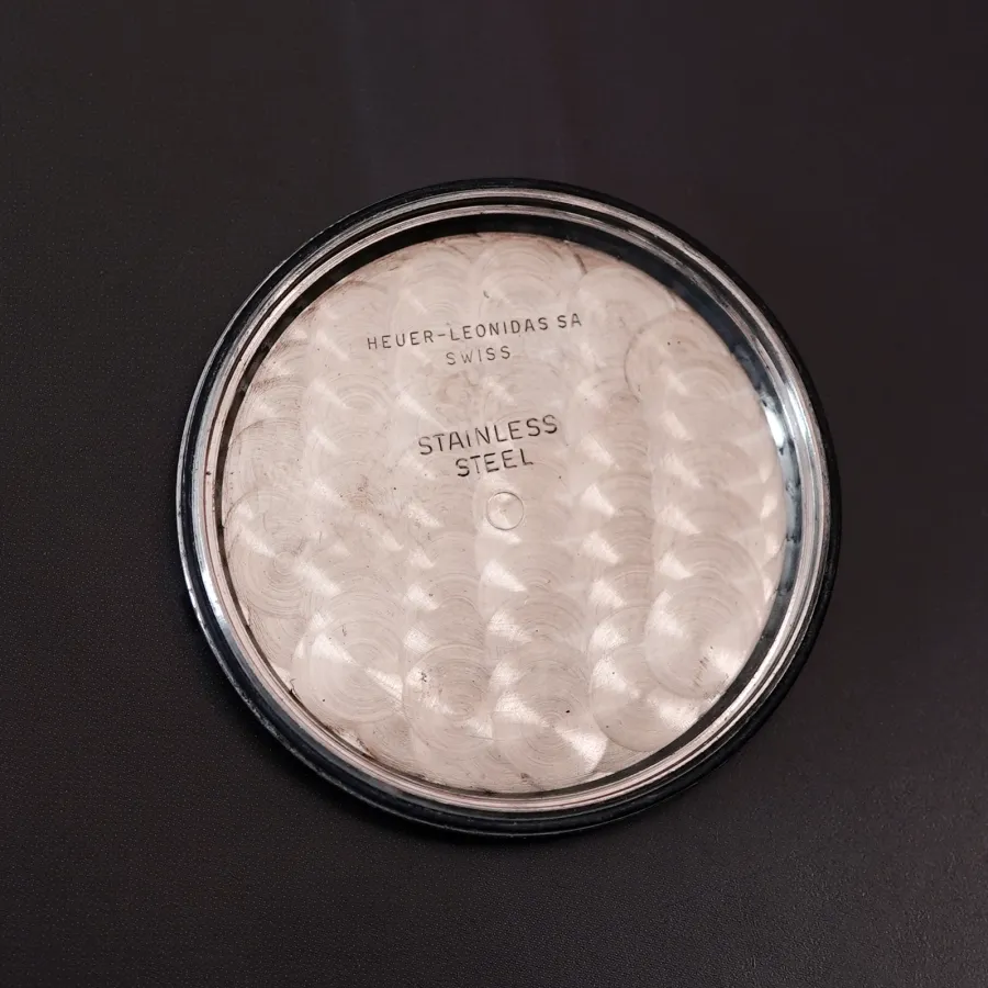 Heuer Carrera 2447 S - correct engravings inside the back