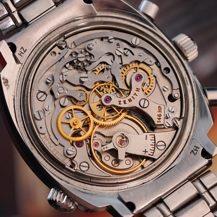 Zenith Super Sub Sea A3736 Reverse Panda - reliable and robust manual wind caliber 146 HP by Zenith