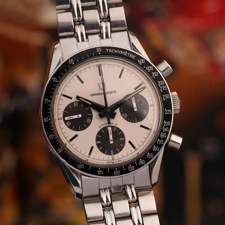 Universal Genève Compax 885103/02 Nina Rindt - MK2 - ideal proportioniertes 36mm Gehäuse mit schwarzer Tachymeter Lünette