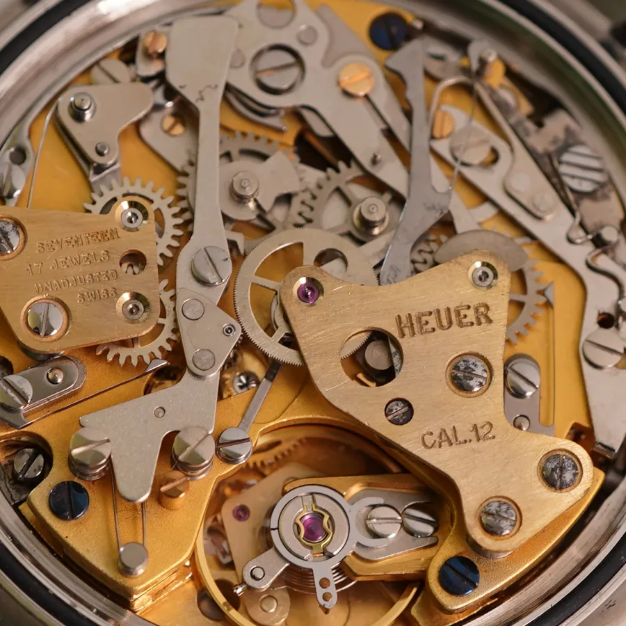 Heuer Autavia 11063 MH - automatic caliber 12