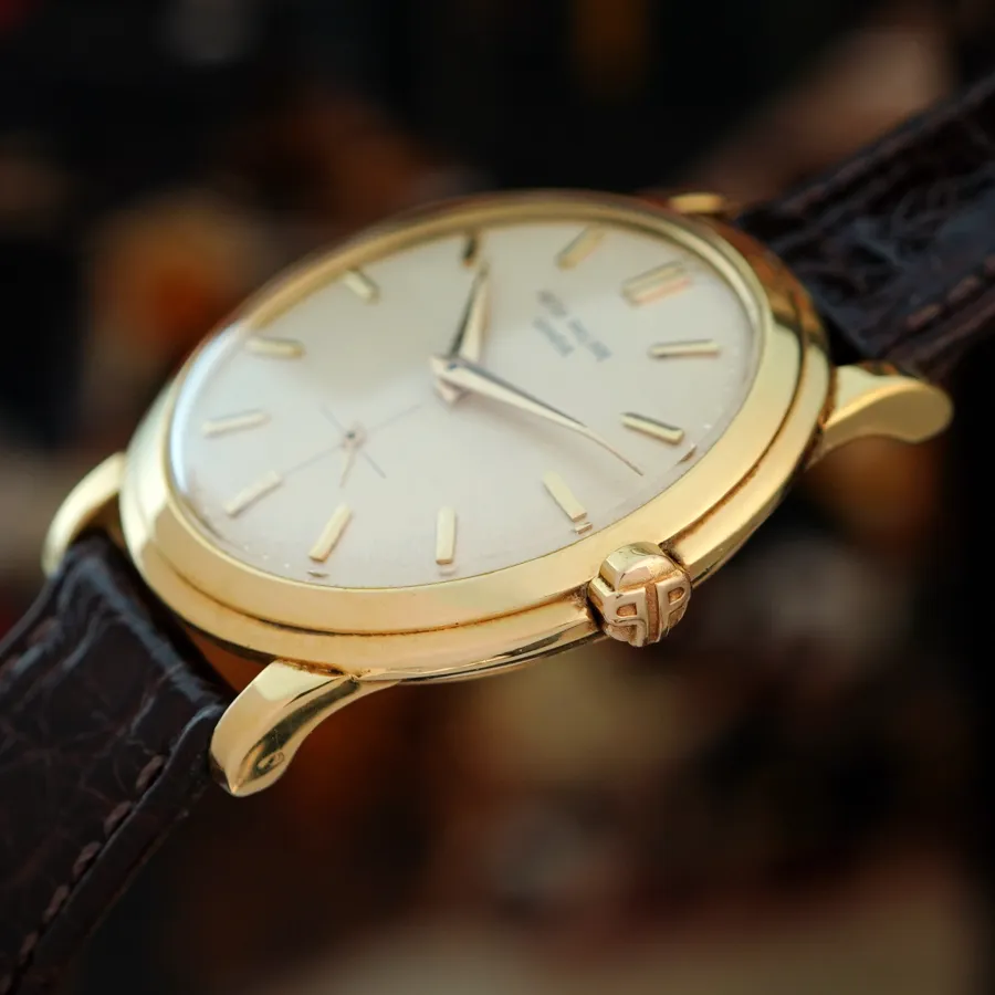 Patek Philippe Calatrava 2552 Disco Volante - rare PP crown, intact hall mark