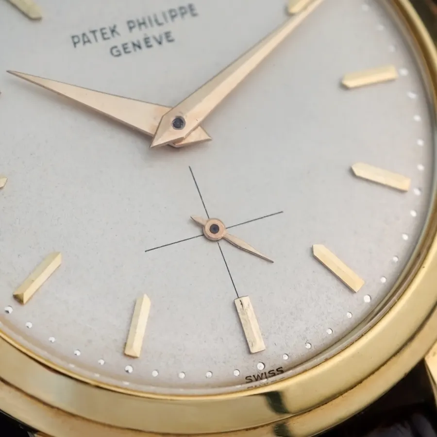 Patek Philippe Calatrava 2552 Disco Volante - authentic patina