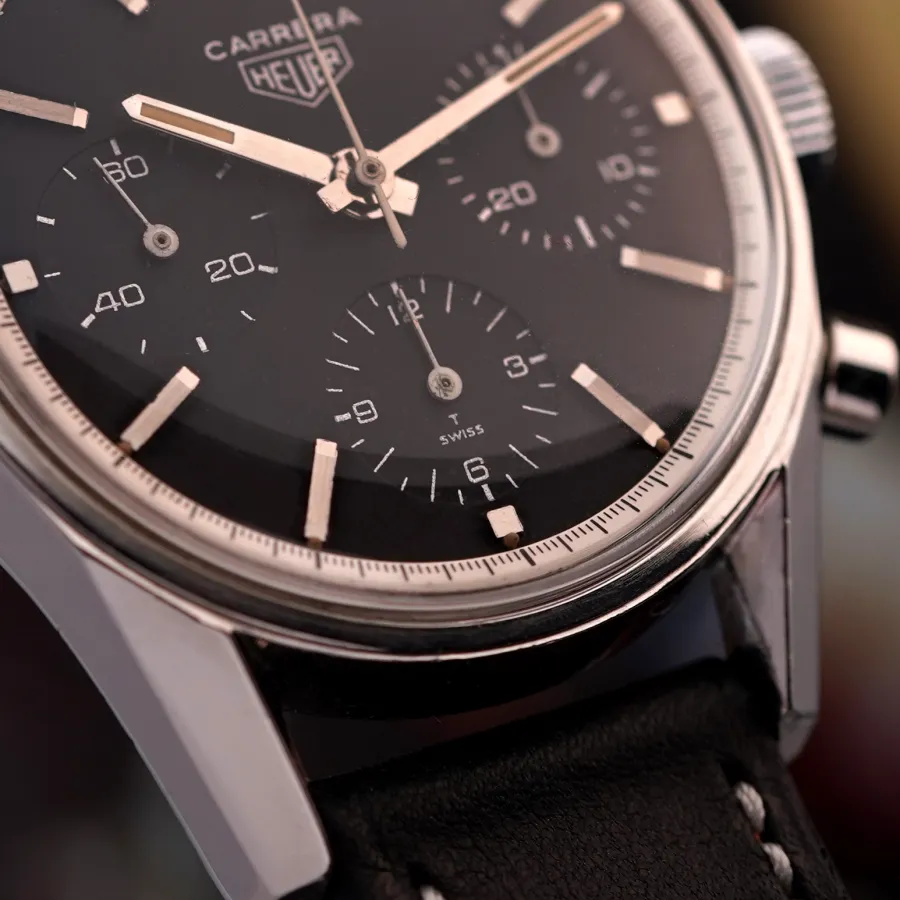 Heuer Carrera 2447 N Silver Print - originale Leuchtmasse in den Zeigern und Markern