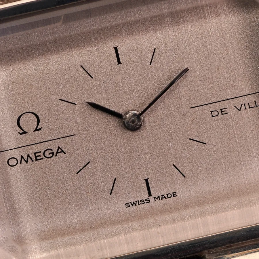 Omega DeVille 8272 Jeux d'Argent Emerald "Grima" - satin-gray dial with authentic patina
