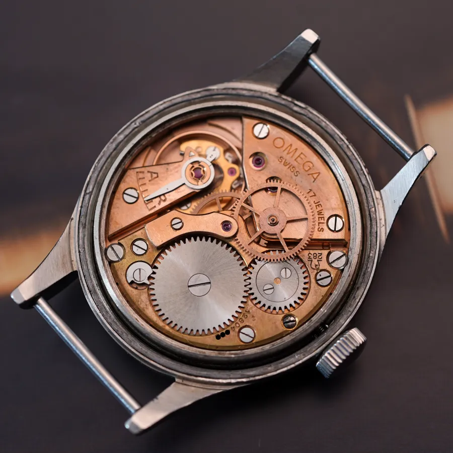 Omega British Military RAF 2777-1 SC 53 Thin Arrow - manual wind caliber Omega 283