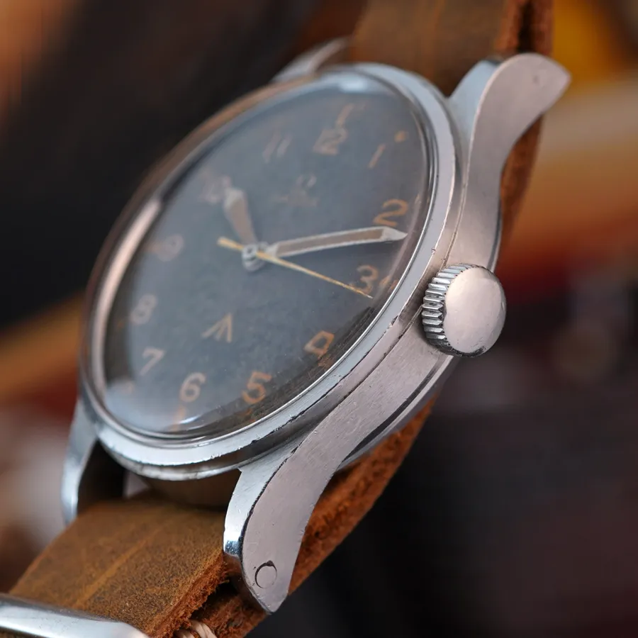 Omega British Military RAF 2777-1 SC 53 Thin Arrow - honest condition, light wear