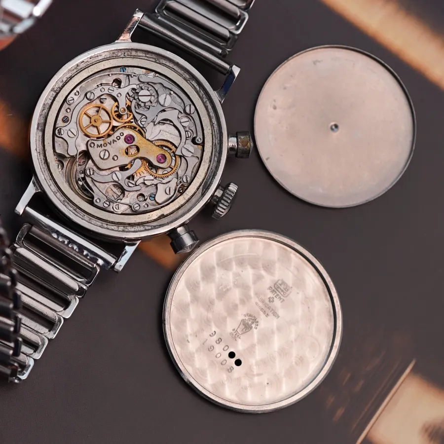 Movado M90 Chronograph 19008 - 35mm - Kal. M90, korrekte Nummern im Boden, Staubschutzabdeckung