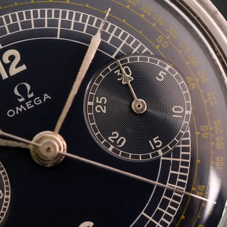 Omega Chronograph CK2077-2 Exotic Blue Dial - perfekte Unterregister