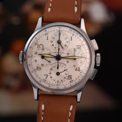 Universal Genève Aero-Compax