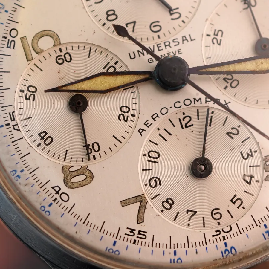 Universal Genève Aero-Compax 22285 - authentische Patina