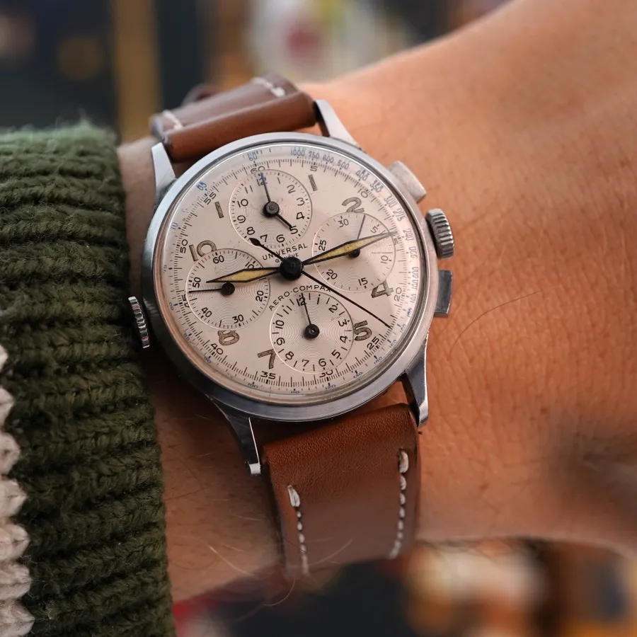 Universal Genève Aero-Compax 22285 - 4-Register-Zifferblatt