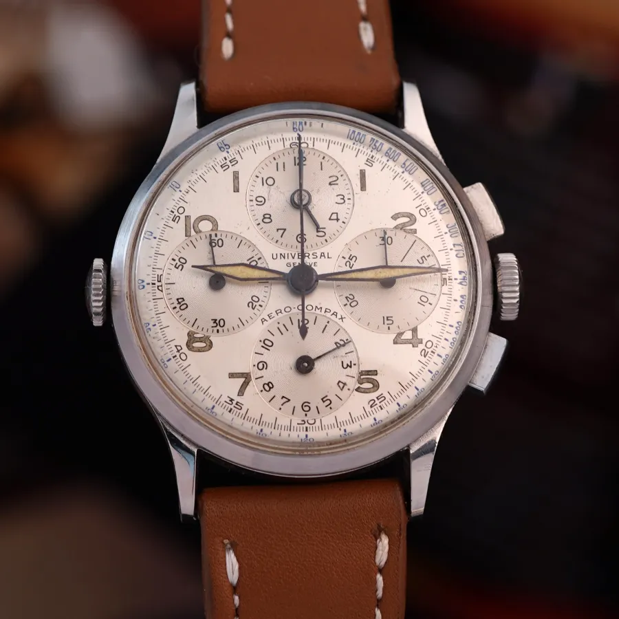 Universal Genève Aero-Compax 22285 - 33mm Edelstahl-Gehäuse