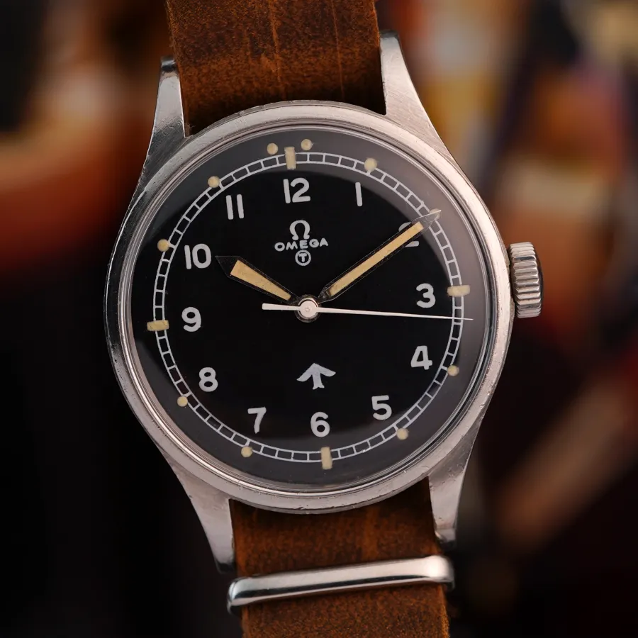 Omega British Military RAF 2777-1 SC - Fat Arrow - 37mm Stahl-Gehäuse, originale Leuchtmasse
