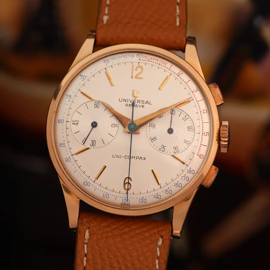 Universal Genève Uni-Compax 124103 - large diameter