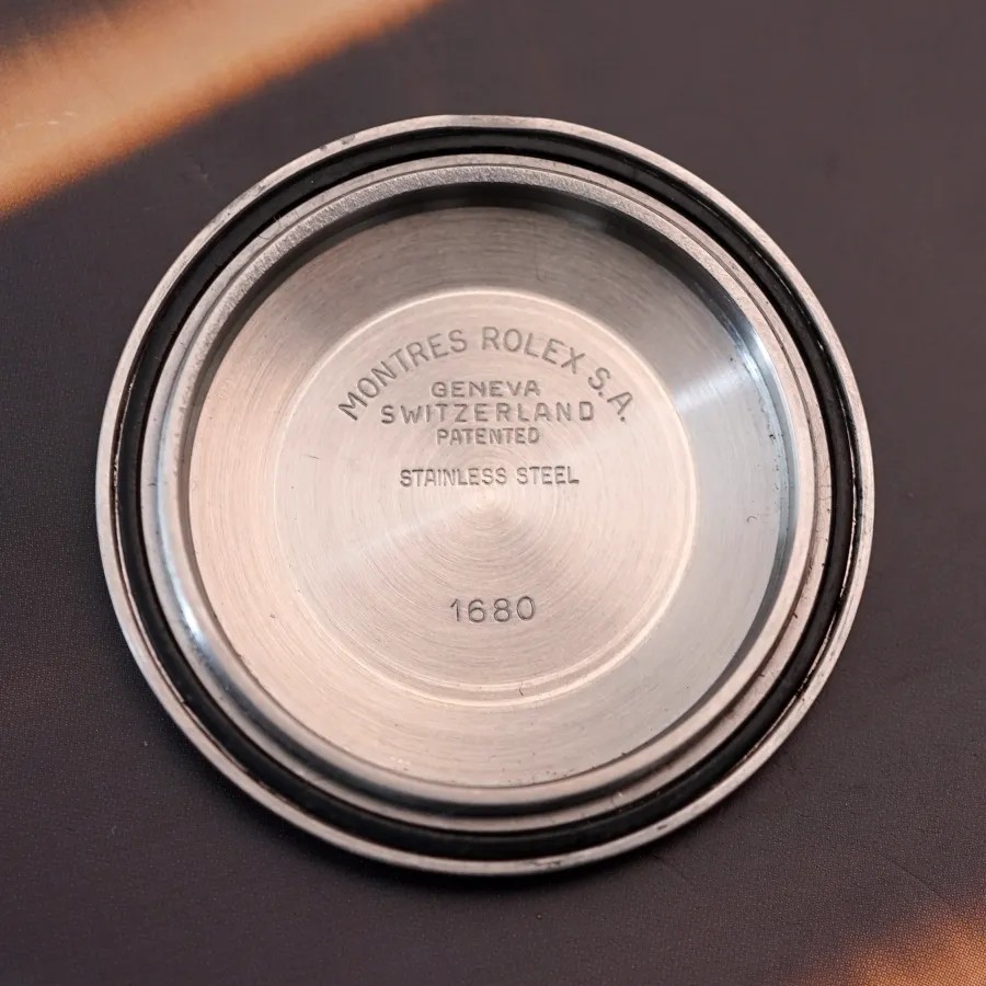 Rolex Submariner 1680 White - reference 1680 inside the back