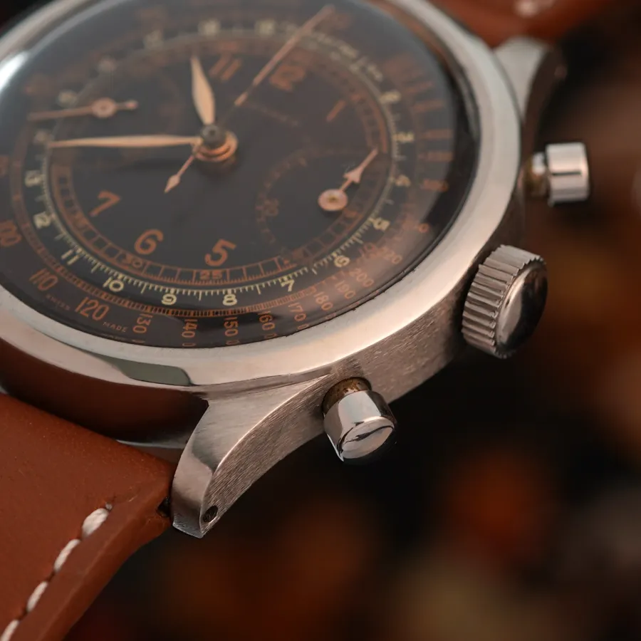 Tavannes Chronograph Exotic Dial - 38mm Clamshell Case - intakte Kanten