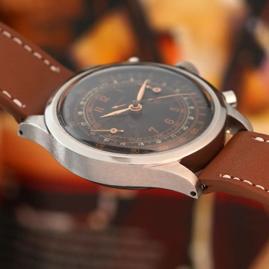 Tavannes Chronograph Exotic Dial - 38mm Clamshell Case - volles Gehäuseprofil