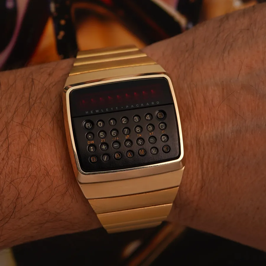 Hewlett-Packard HP-01 - Full Set NOS - retro look on the wrist