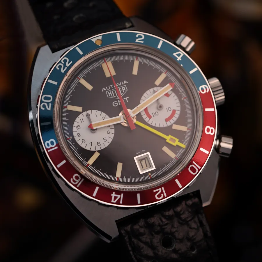 Heuer Autavia 741.603 GMT NOS - immaculate bezel