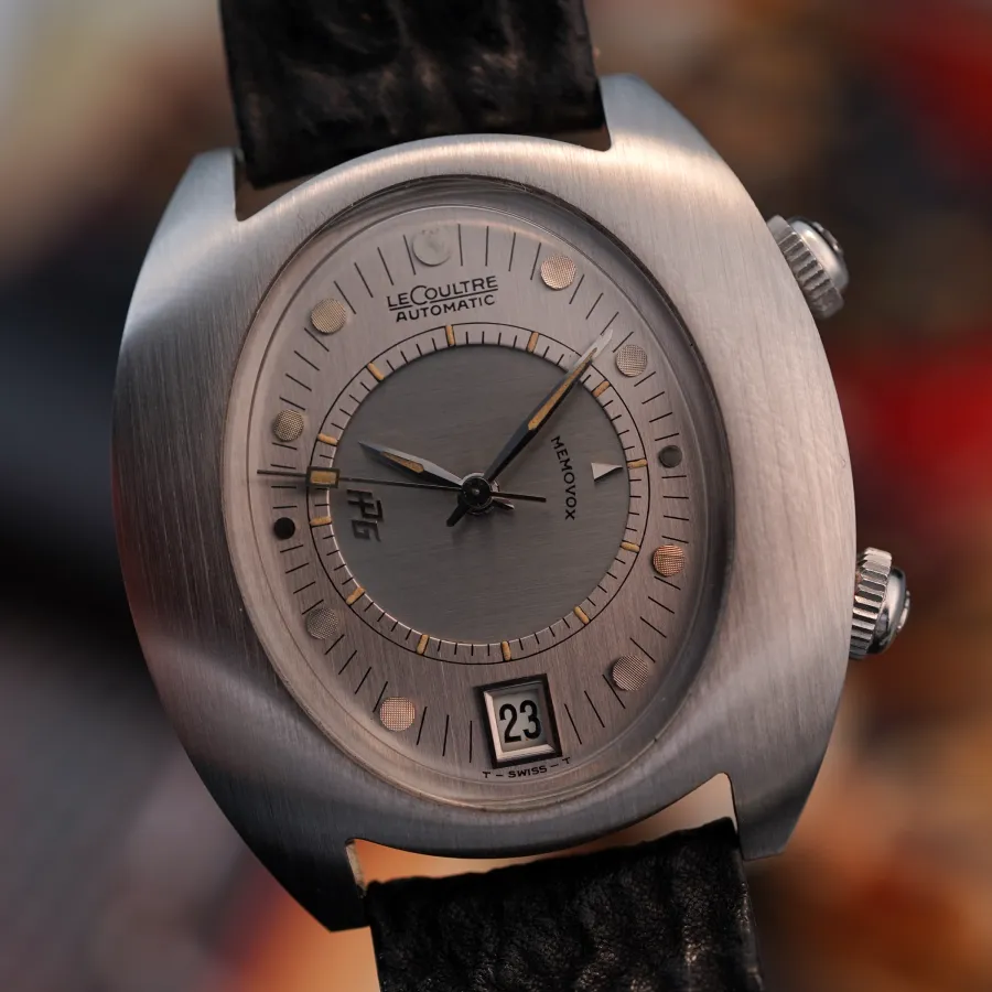 LeCoultre Memovox 3072 Egg - two-tone dial