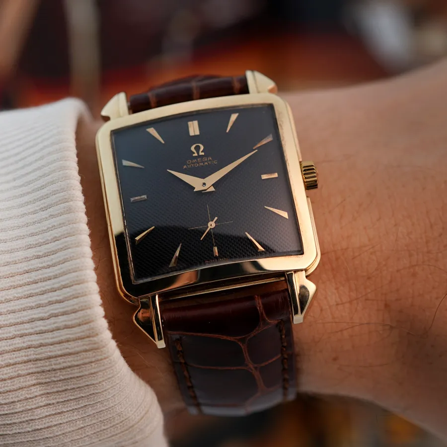 Omega Cioccolatone 3903 Black Waffle Dial - impressive look on the wrist