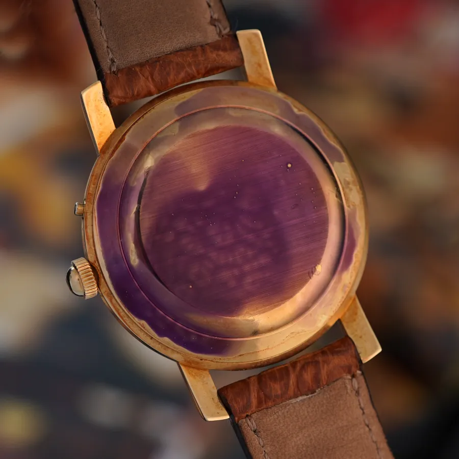 Tissot Navigator Worldtimer 4002-50 NOS - original sealing is still visible on the back