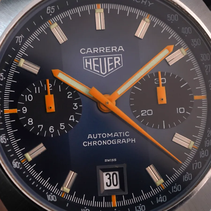 Heuer Carrera 110.573 Blue - blaues Zifferblatt mit orangen Akzenten