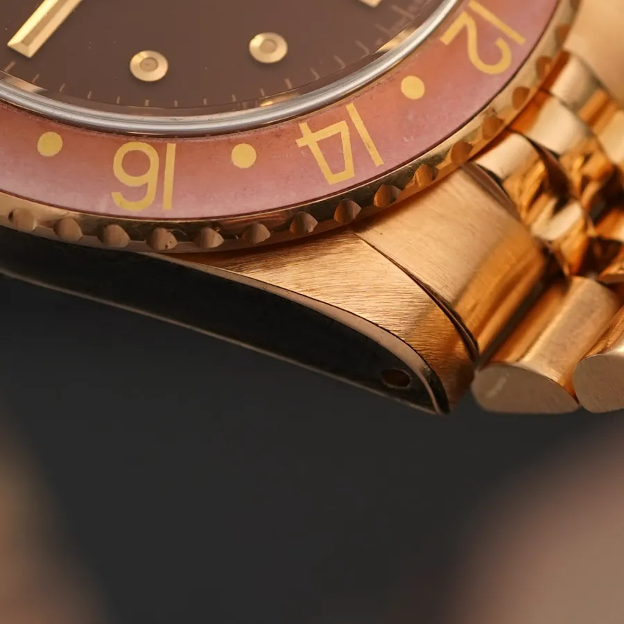 Rolex GMT Master 1675/8 Jubilee Bracelet - hervorragender Zustand, intakte Kanten