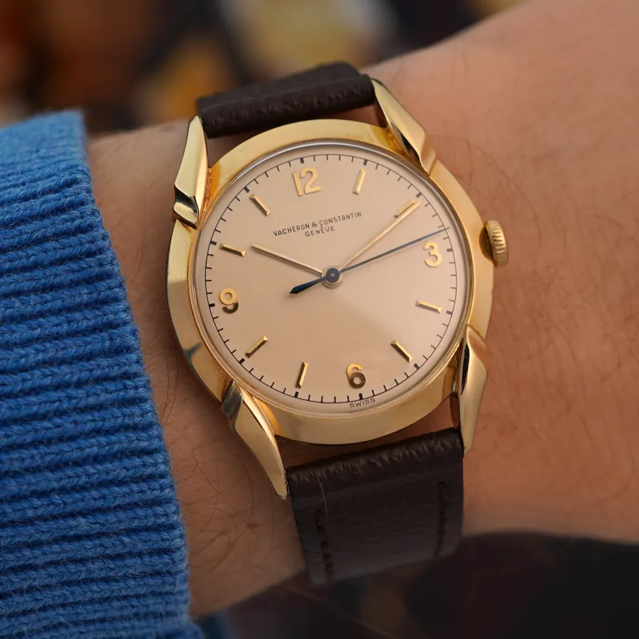Vacheron Constantin 4418 - Flame Lugs - elegant and well-balanced on the wrist