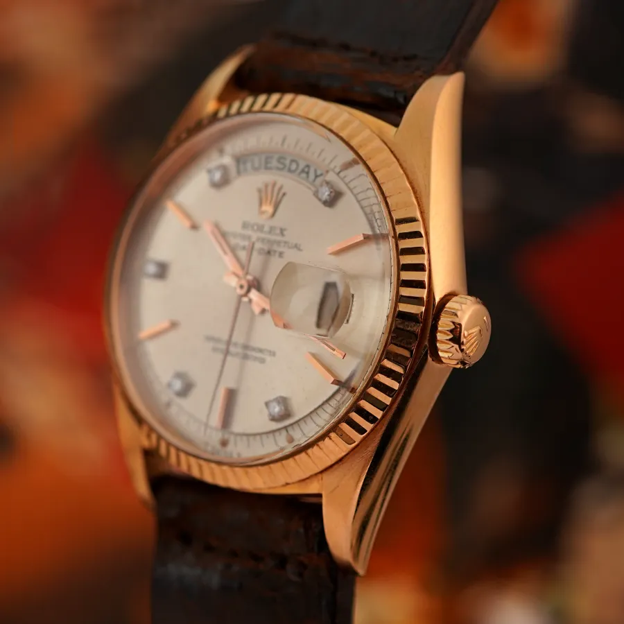 Rolex Day-Date 1803 Rotgold - scharfe geriffelte Lünette