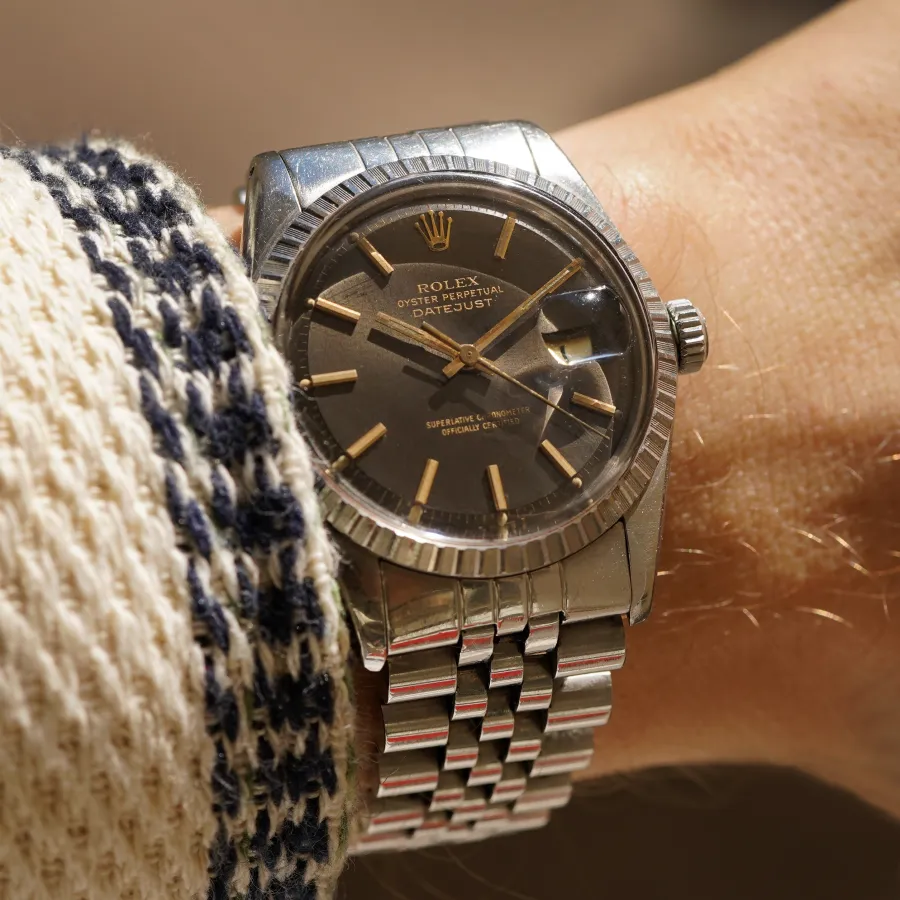 Rolex Datejust 1603 Brown Gray Dial - a fascinating play of light in the sun