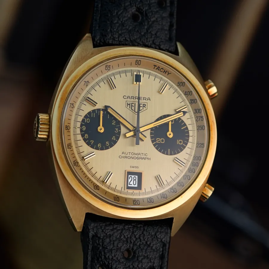 Heuer Carrera 1158 CHN - NOS - 39 mm 18k Goldgehäuse