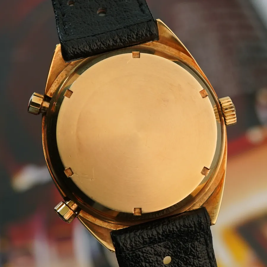 Heuer Carrera 1158 CHN - NOS - verschraubter Boden