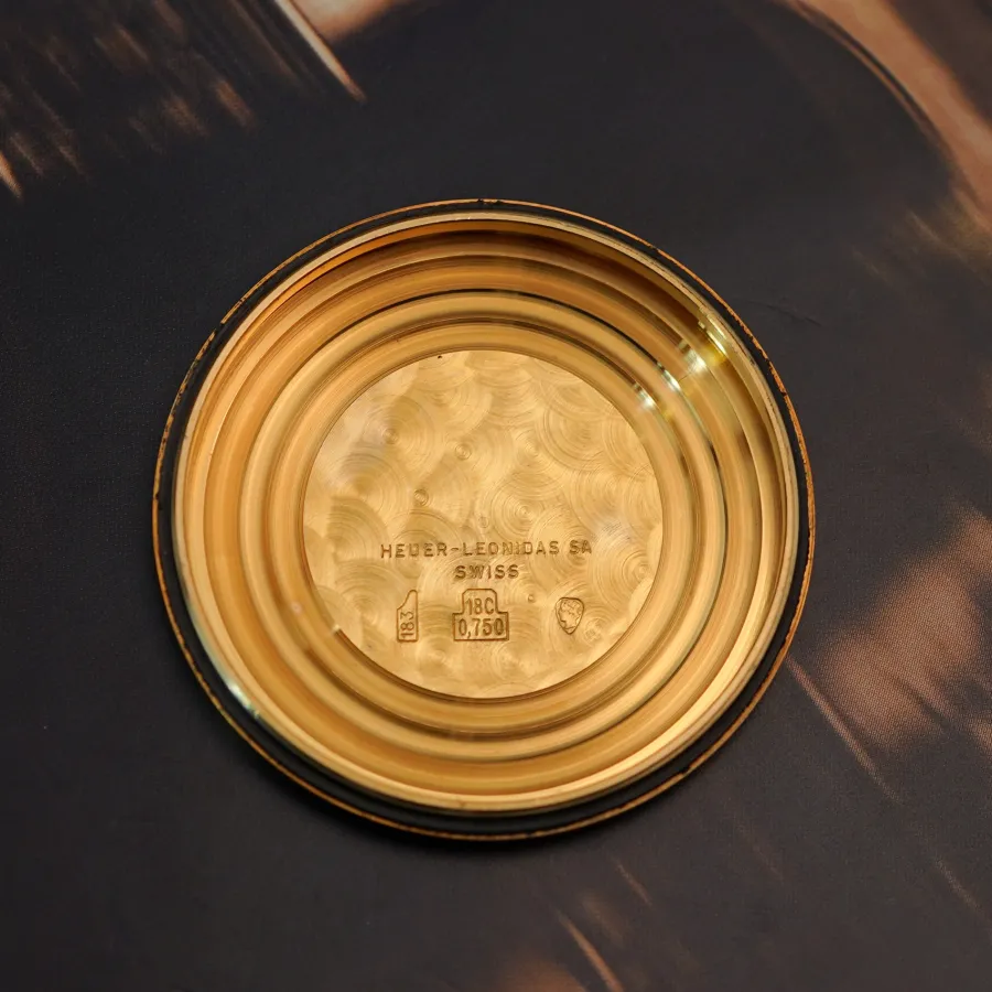 Heuer Carrera 1158 CHN - NOS - korrekte Punzen im Boden