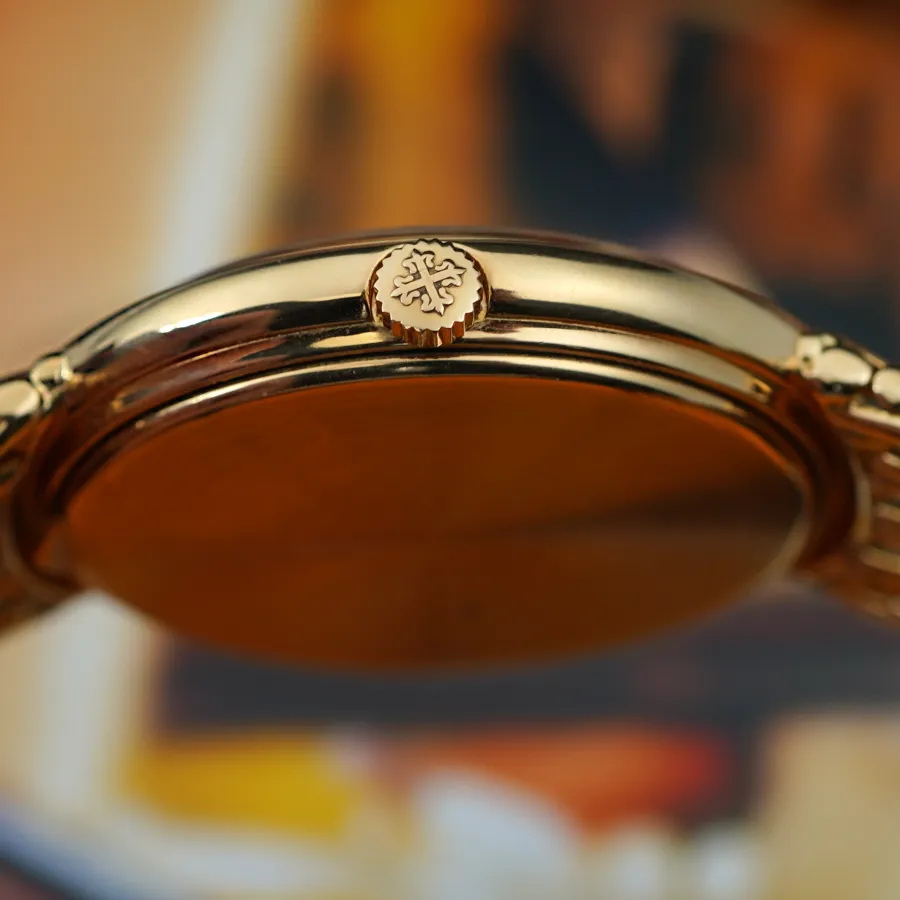 Patek Philippe Ewiger Kalender 3945/1 Original Accessories - originale Calatrava-Krone