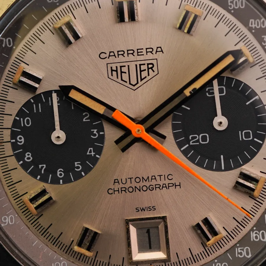 Heuer Carrera 1153 Wide Markers - perfektes Sonnenschliff-Zifferblatt