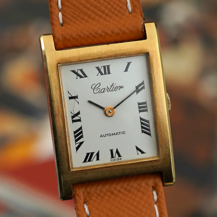Universal Genève Tank 124102/03 Retailed By Cartier - 18k Gold Gehäuse in hervorragendem Zustand