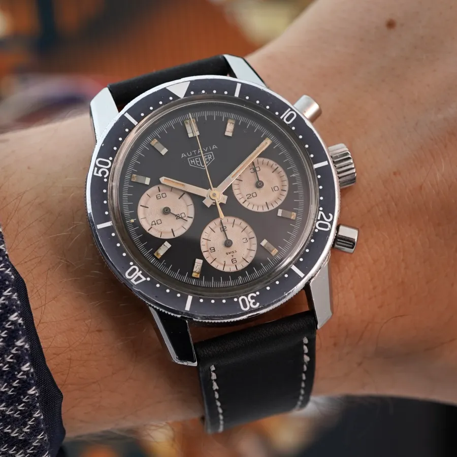 Heuer Autavia 2446C Reverse Panda Dial - fantastische Sammleruhr, die sich ideal für das tägliche Tragen eignet