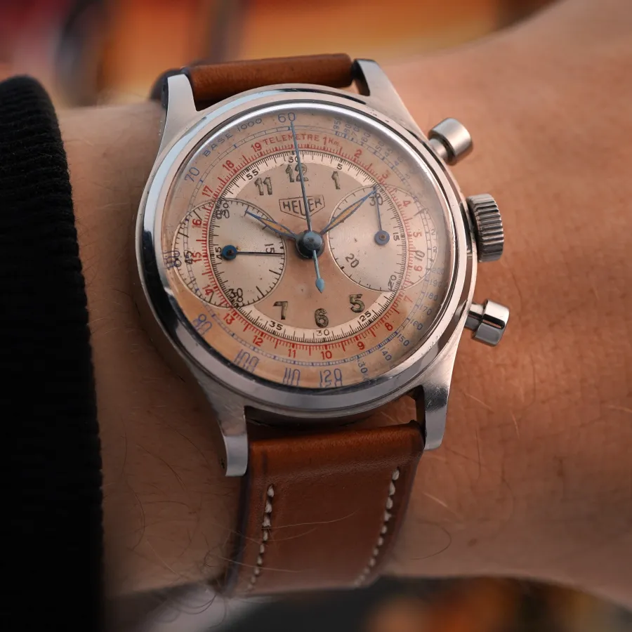 Heuer Pre-Carrera 2406 Two-Tone Multicolor Dial - charismatische Vintage-Präsenz am Handgelenk