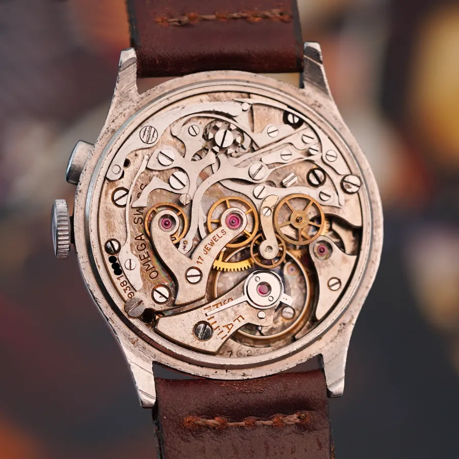 Omega Monopusher Chronograph Cal. 28.9 CHRO - Multicolor - Handaufzugskaliber Omega 28.9 CHRO