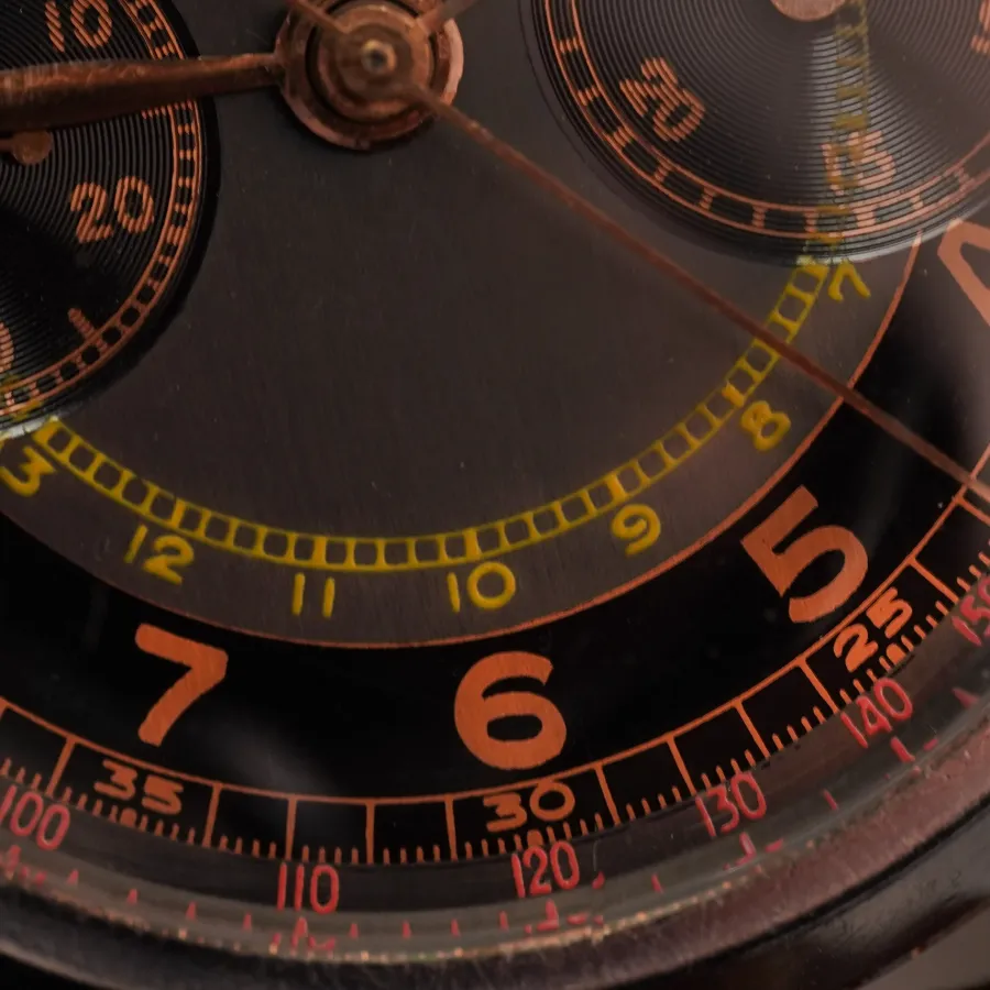 Omega Monopusher Chronograph Cal. 28.9 CHRO - Multicolor - rosa Tachymeterskala