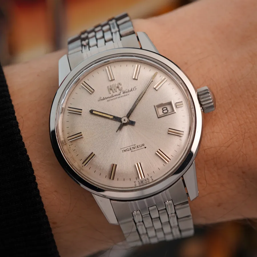 IWC Ingenieur 866 AD Gay-Frères Bracelet - a high-quality vintage timepiece with timeless appeal