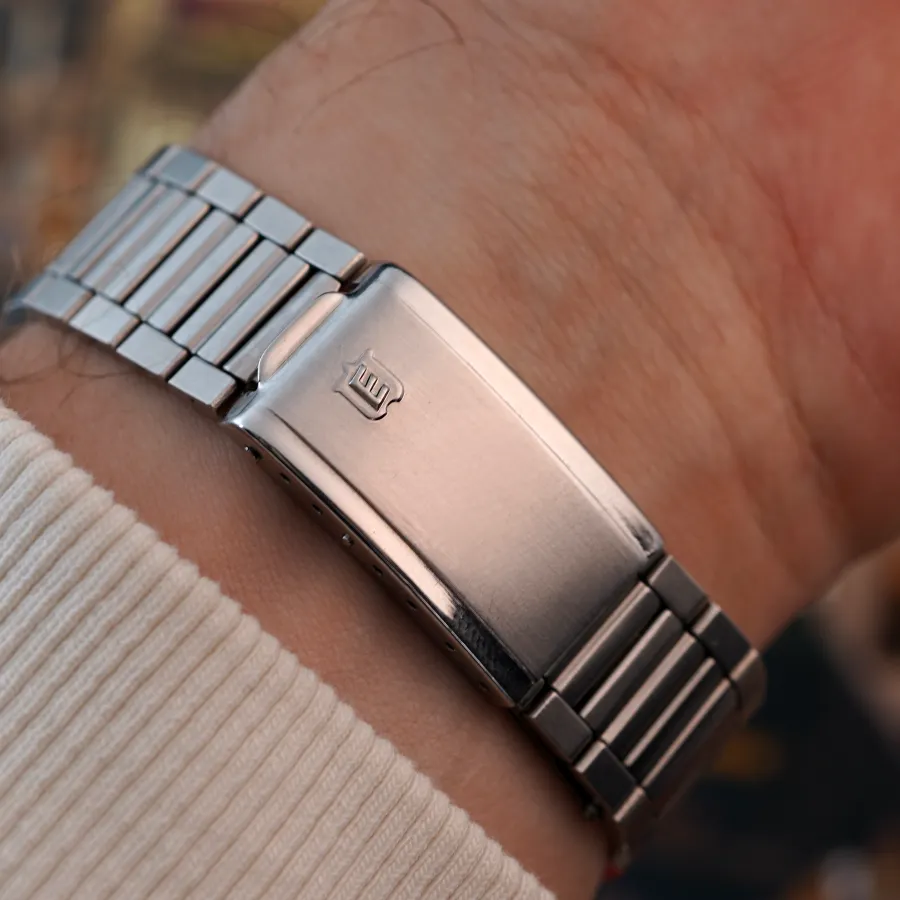 Eberhard Contograf 14901 Roulette Date - original Eberhard stainless steel bracelet