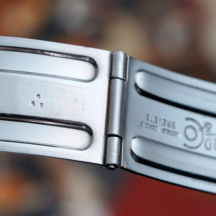 Eberhard Contograf 14901 Roulette Date - date stamp inside the clasp