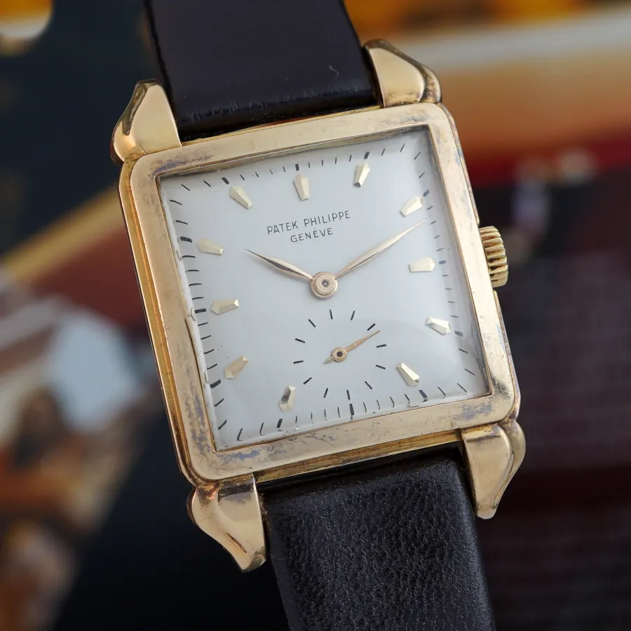 Patek Philippe 2424 Cioccolatone - Flame Lugs - quadratisches Gehäuse mit Oxidationsspuren