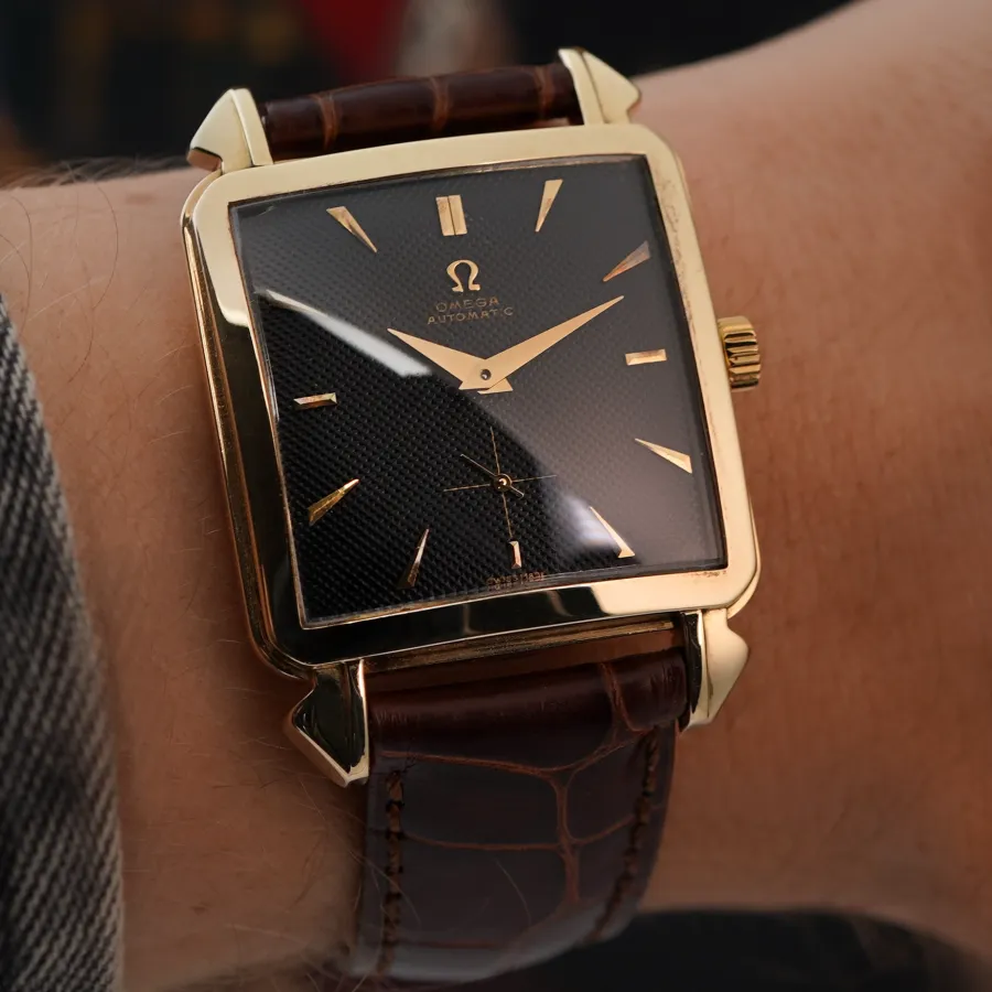 Omega Cioccolatone 3903 Black Waffle Dial - beeindruckende Präsenz am Handgelenk