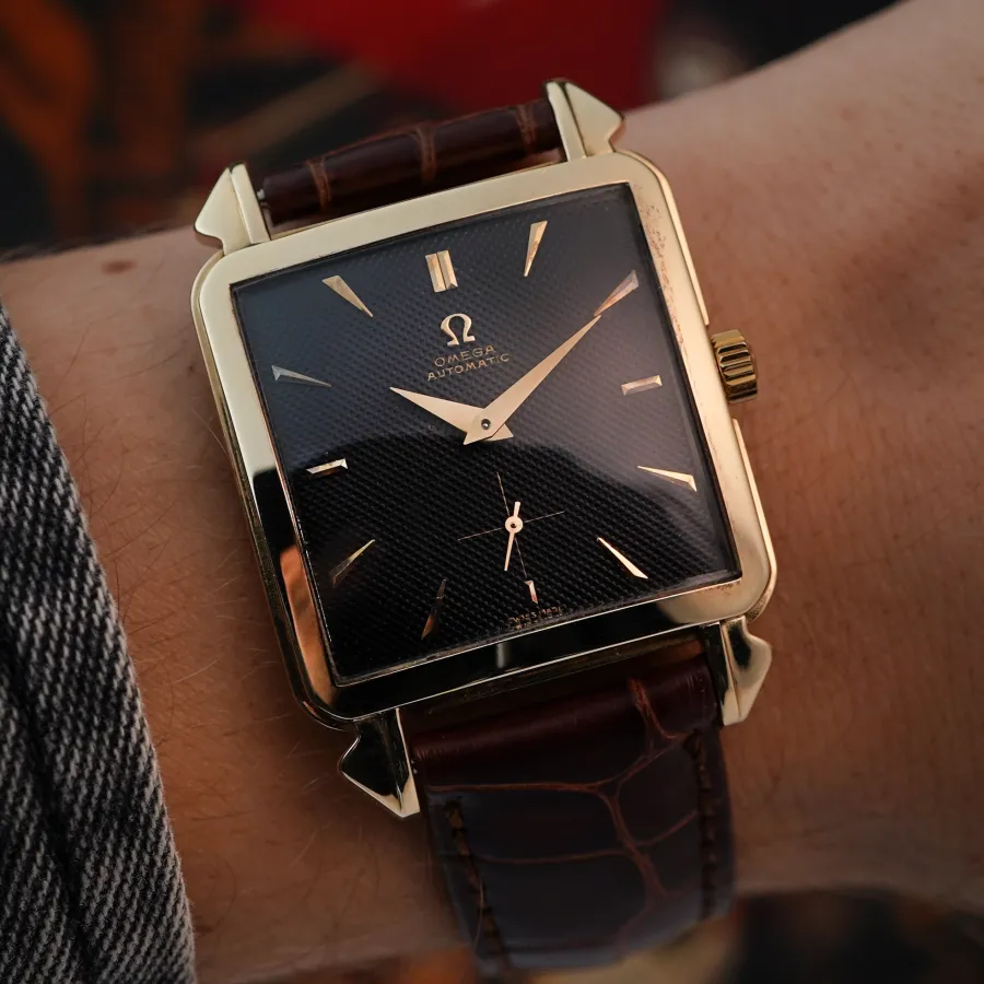 Omega Cioccolatone 3903 Black Waffle Dial - ultra-seltenes schwarzes Waffel-Zifferblatt