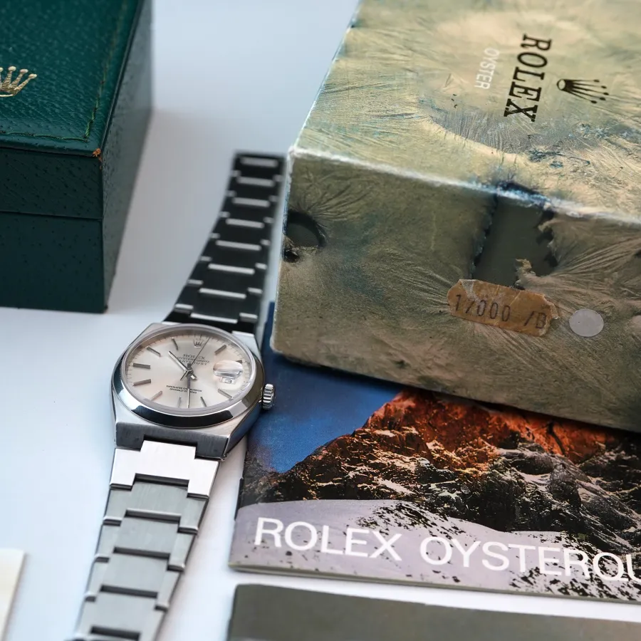 Rolex Oysterquartz Datejust 17000 Rare Original Set - passender silberfarbener Punkt auf der Außenbox