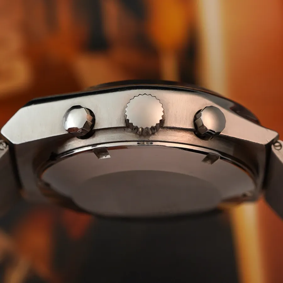 Heuer Kentucky 750.703 Blue Dial - originale Heuer-Krone und geriffelte Drücker