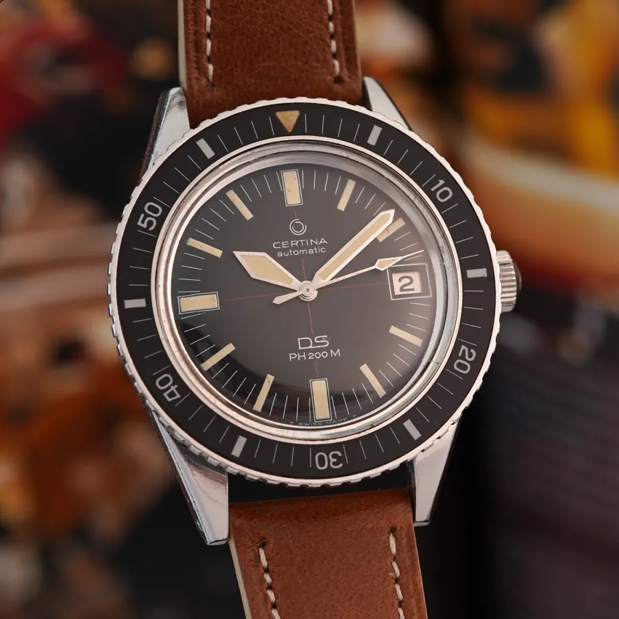 Certina DS PH200M 5801-117 Original Box - 40-mm Gehäuse mit einer drehbaren Bakelit-Lünette
